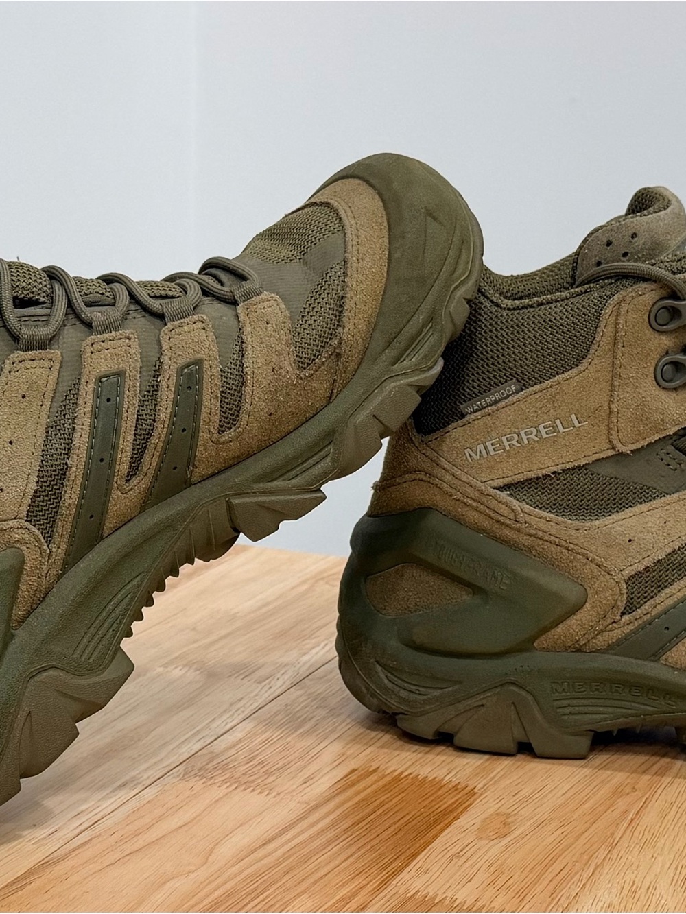 Merrell Men's Hiking Shoes in Olive and Tan